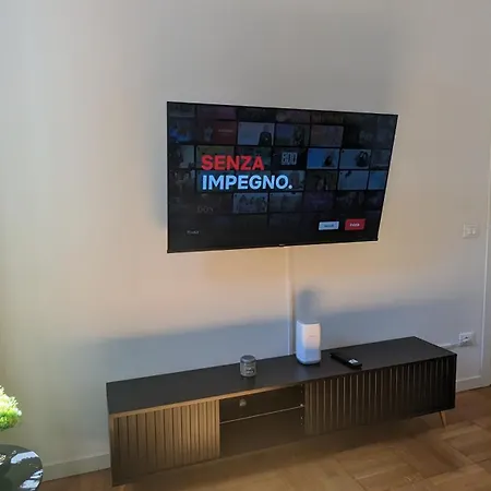 With Free Parking 15 Minutes Walk From Arena Appartement Vérone